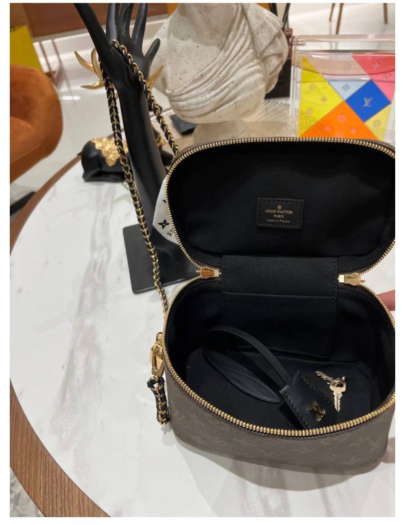 لوي فيتون Vanity PM مقاس 19سم